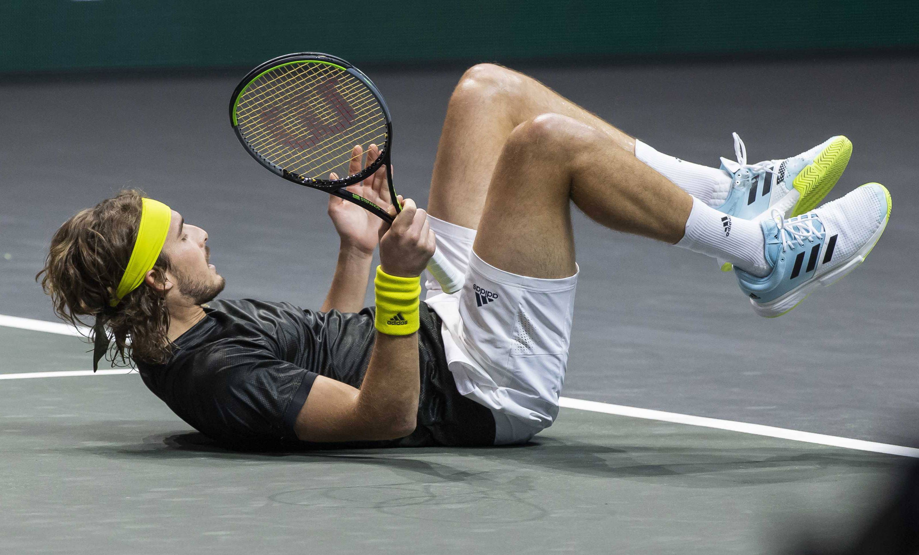 欧洲网球队鏖战澳大利亚网球队，西西帕斯绝境逆转