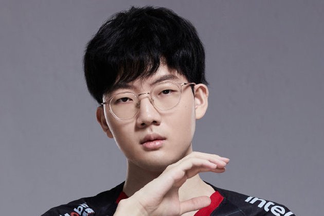 FNC力克EDG，Viper惊艳世界