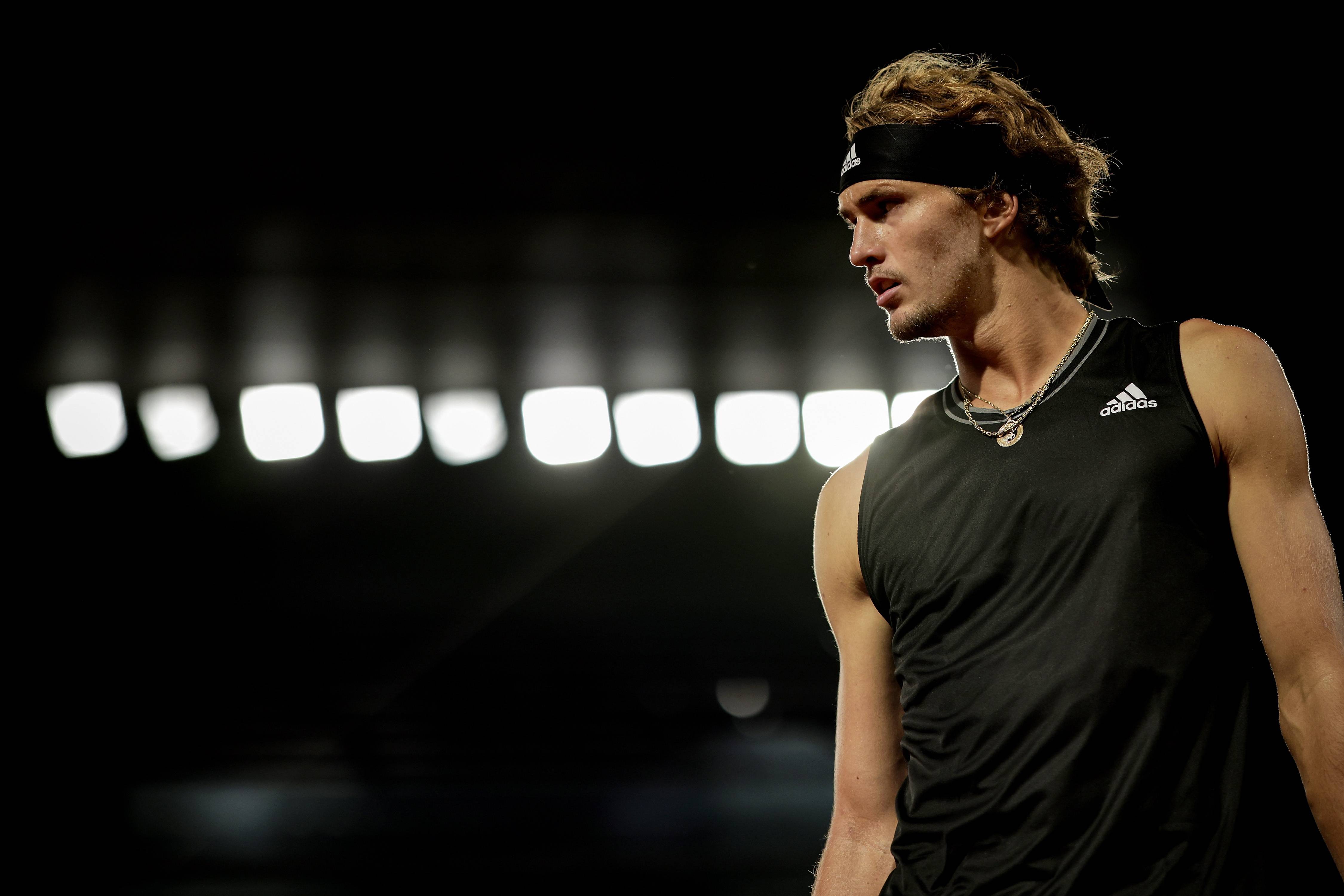 意大利网球队强势法国网球队，兹维列夫惊艳世界