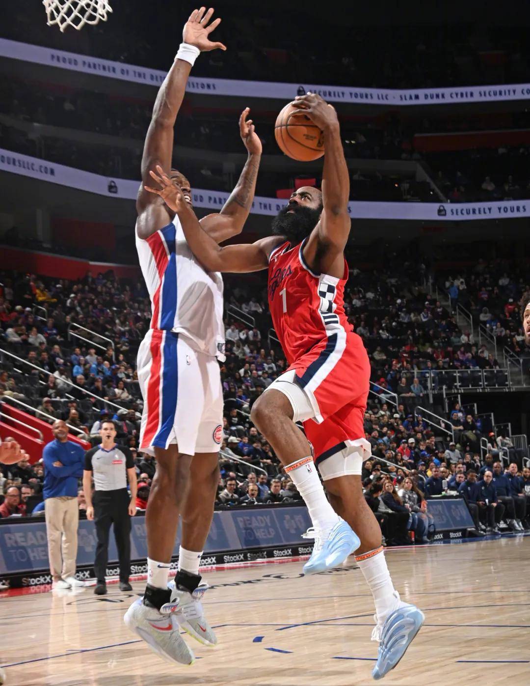 山西队翻盘快船，伦纳德关键制胜