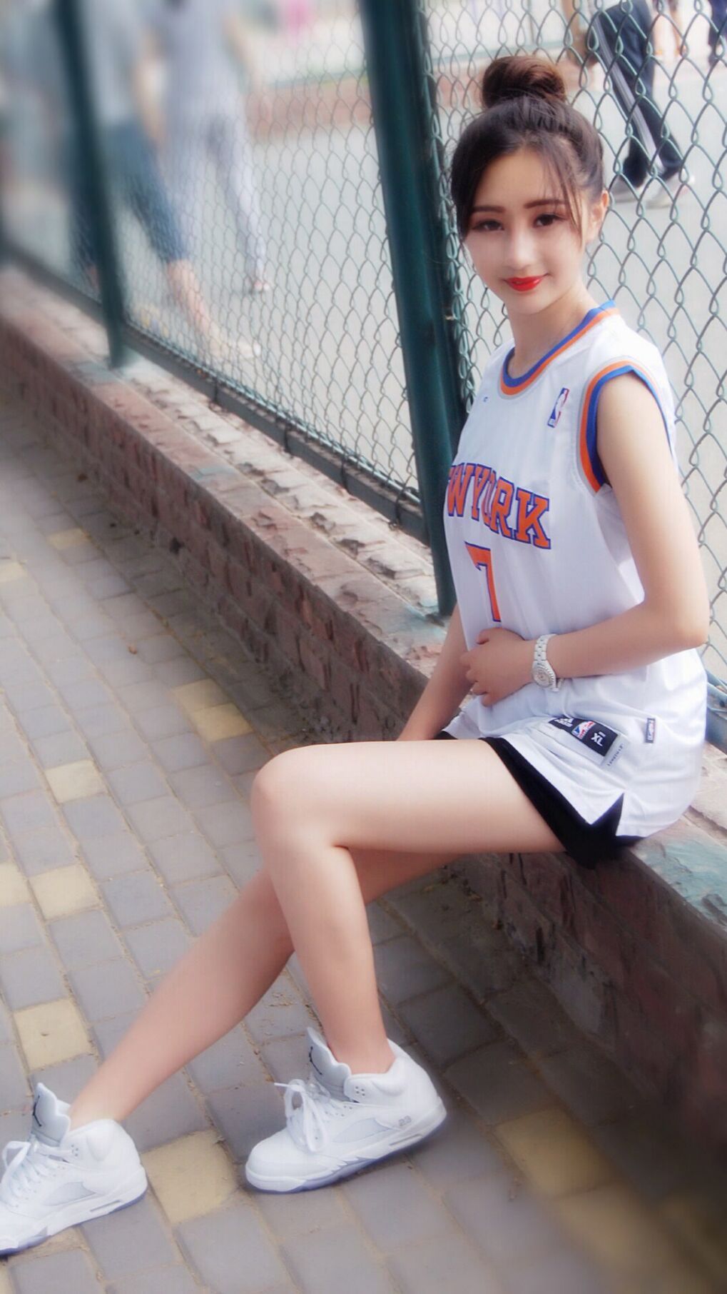 休斯顿的风雪与洛杉矶的紫金,那场撕碎王朝序幕的鏖战