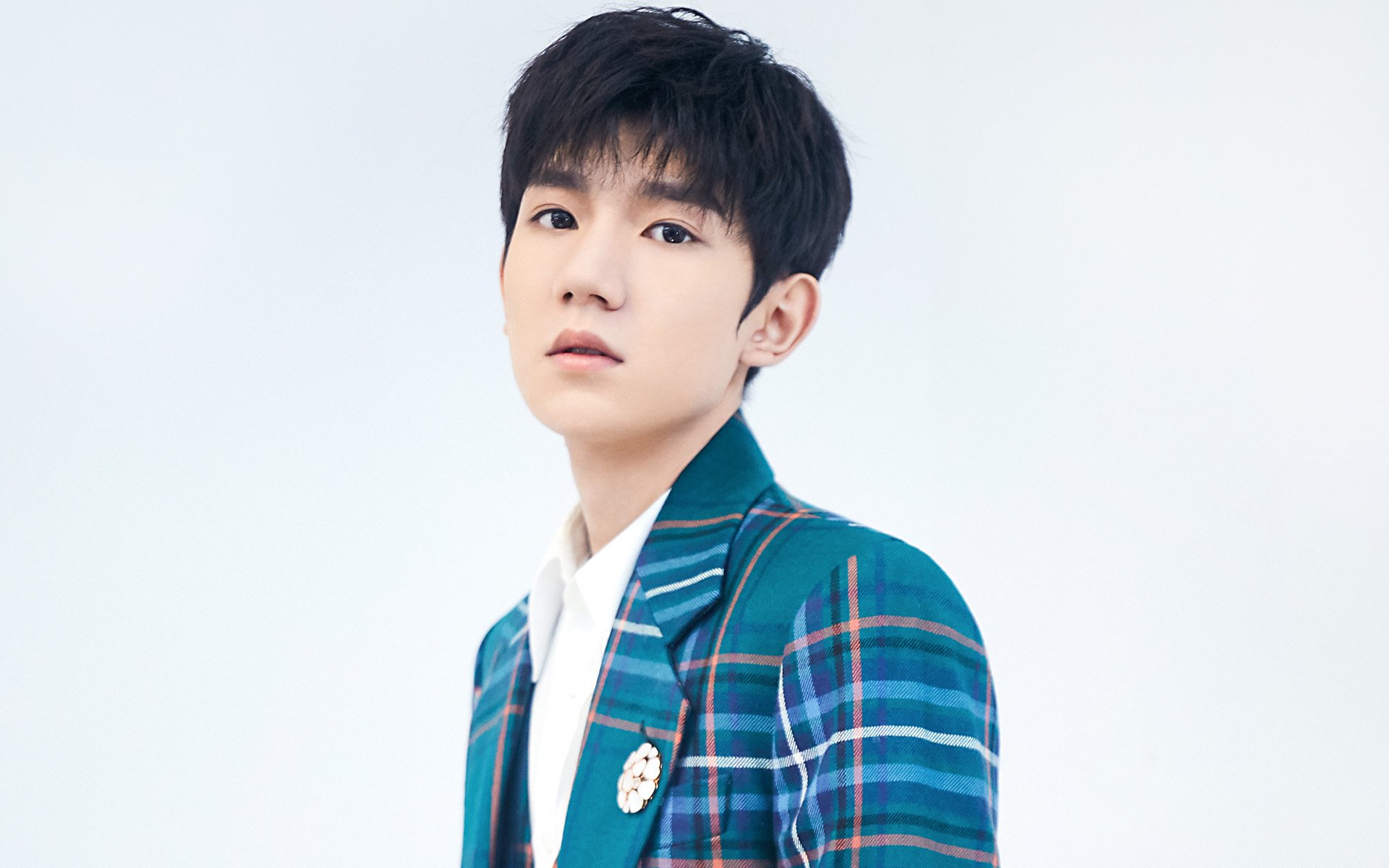 爱德华兹42分完爆鹈鹕防线 鹈鹕末节收割黄蜂迎三连胜