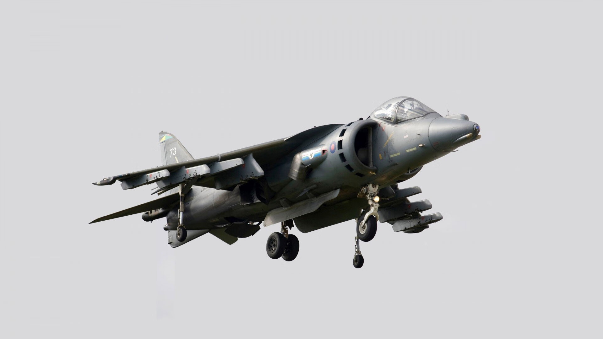 孙兴慜的爆发与多特蒙德的节奏，绿茵场上的闪电战与商业棋盘的深耕术