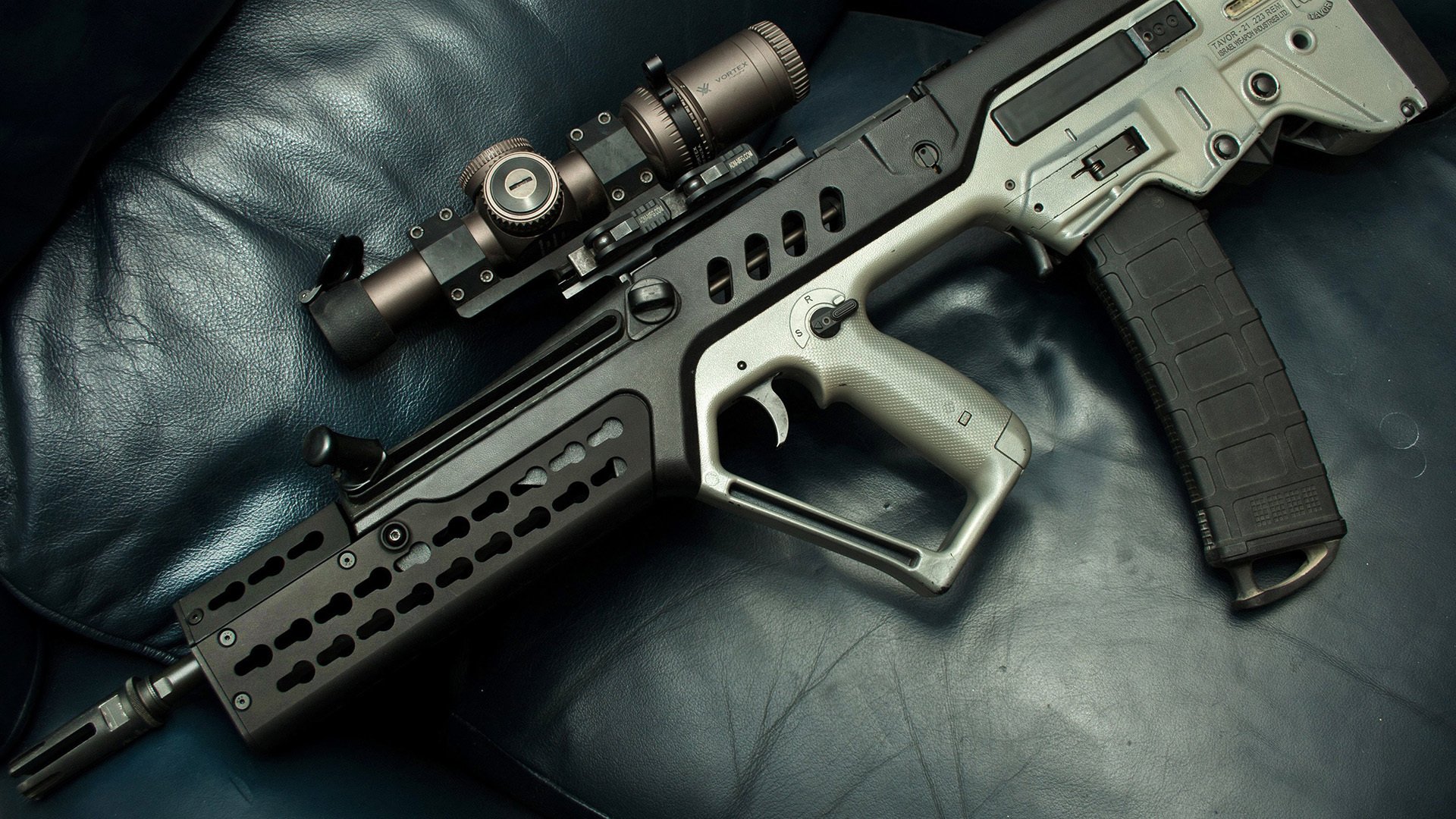 当马拉多纳之城的蓝，浸染了桑巴王国的黄，足球史上唯一战胜巴西的城市传奇与它的硬仗守护神