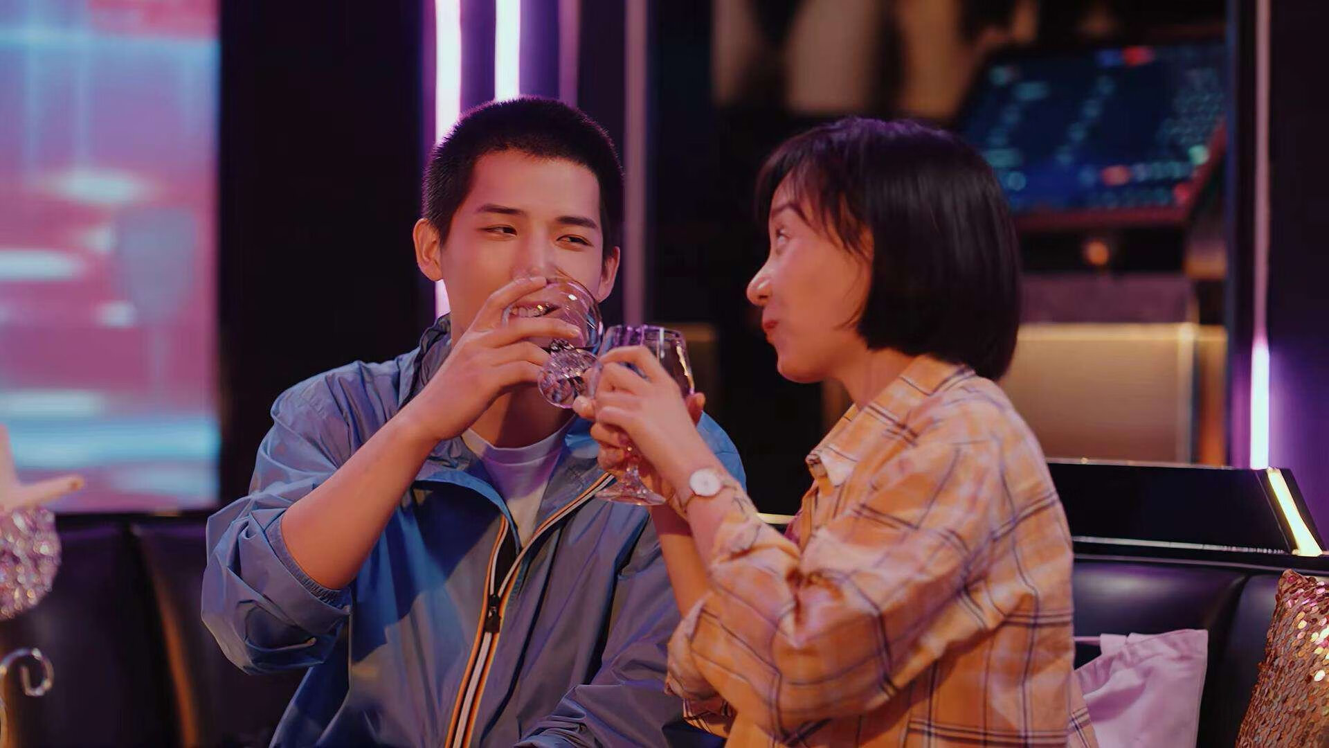 莱奥，今夜圣西罗的画笔，以绿茵为布绘就完美