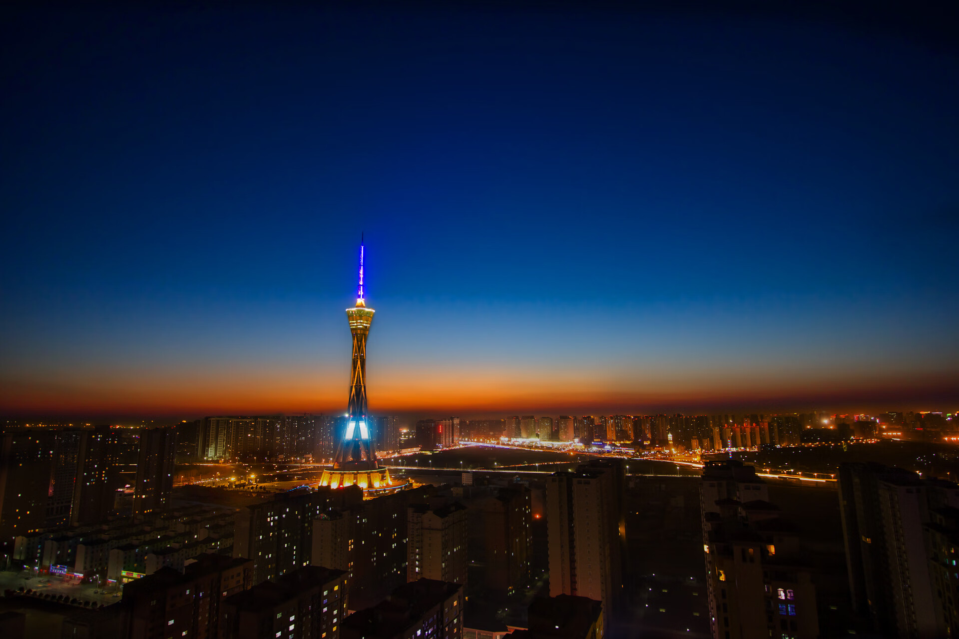 唯一真核，从篮网加时雷霆到奥运战场，爱德华兹的接管时刻