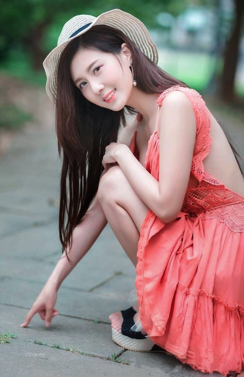 蓝白军团撕裂安第斯雄鹰,巴雷拉独舞,波兰在B组风暴中写下唯一答案
